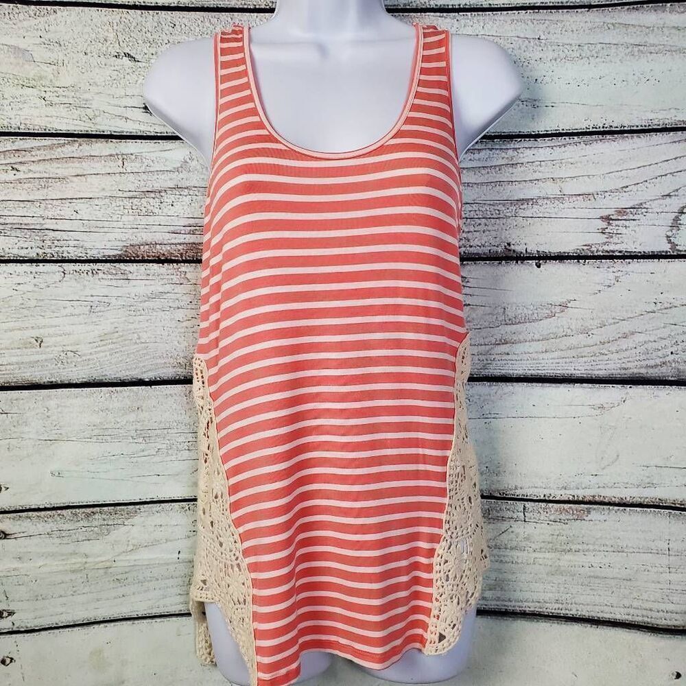Paper + Tee Coral Striped Tank Top M Crochet Lace Sides Sleeveless Casual